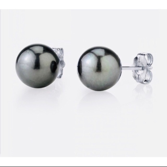 Jewelry - 💗 Grey Pearl Stud Large Earrings NEW